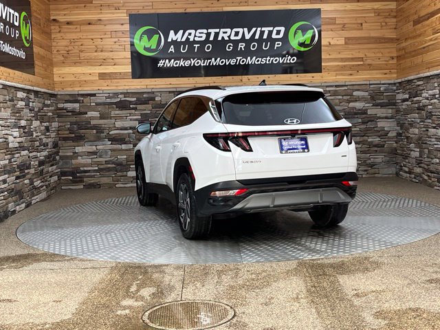 Certified 2023 Hyundai Tucson Limited AWD/4WD image 10