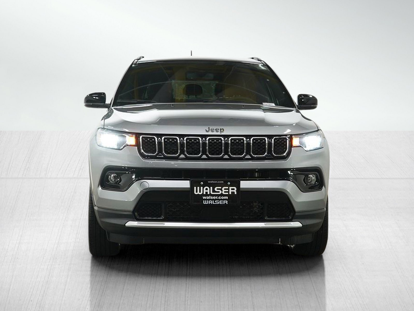 Used 2023 Jeep Compass Limited AWD/4WD image 8