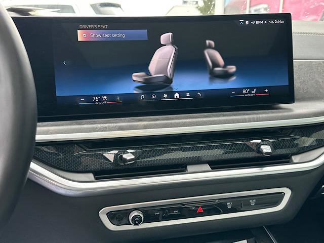 Certified 2024 BMW X7 xDrive40i w/ M Sport Package image 31