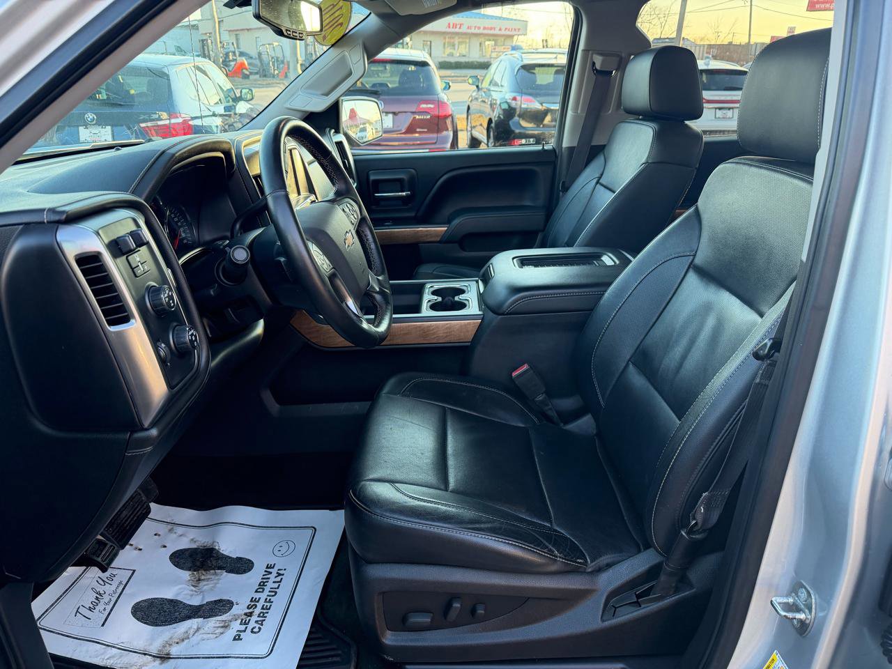 Used 2016 Chevrolet Silverado 1500 LTZ w/ LTZ Plus Package AWD/4WD image 10
