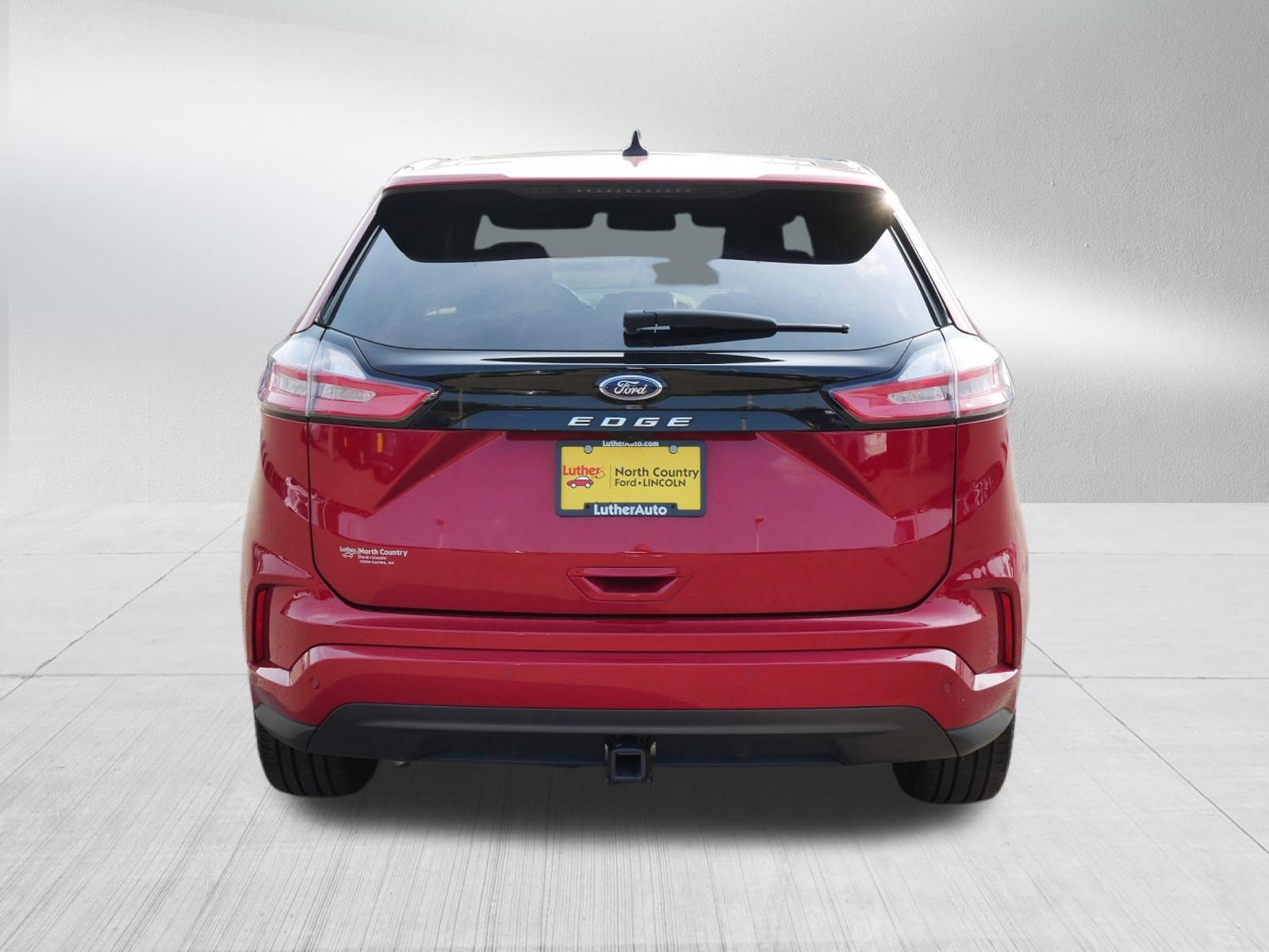 Used 2023 Ford Edge ST-Line w/ Class II Trailer Tow Package AWD/4WD image 6