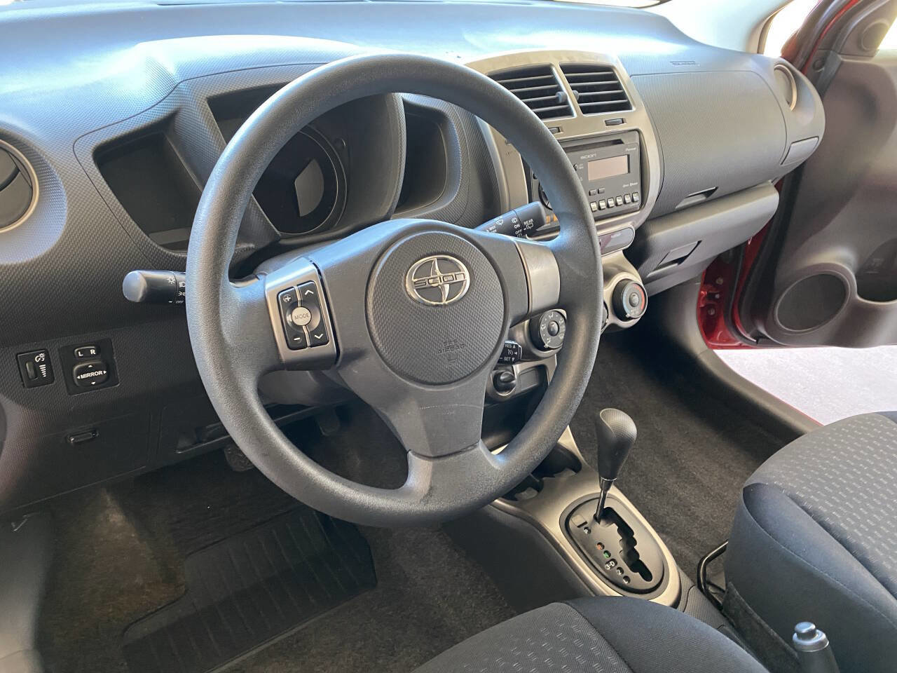 Used 2012 Scion xD image 37