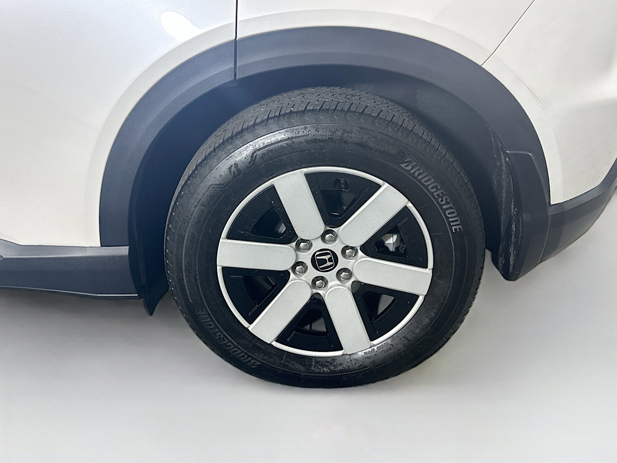 Used 2024 Honda Prologue EX image 11