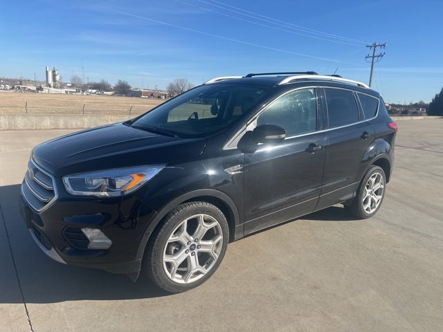 Used 2019 Ford Escape Titanium image 1