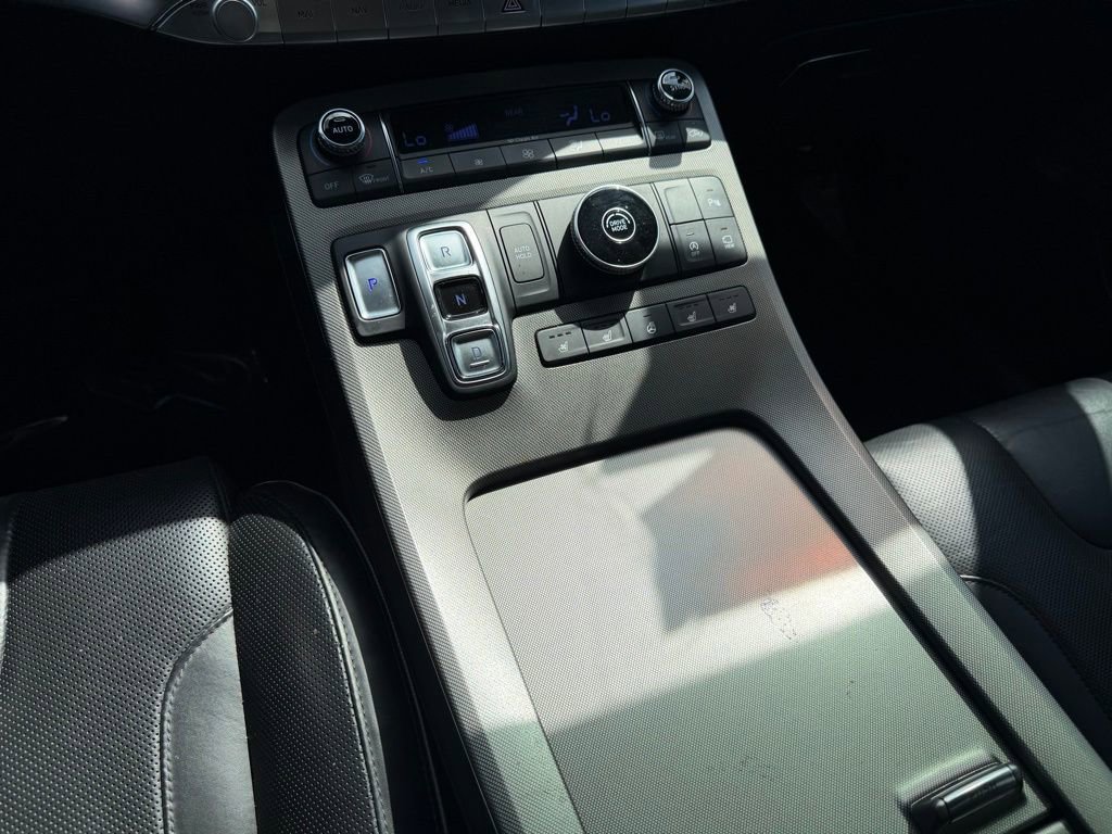 Used 2021 Hyundai Palisade Limited image 17