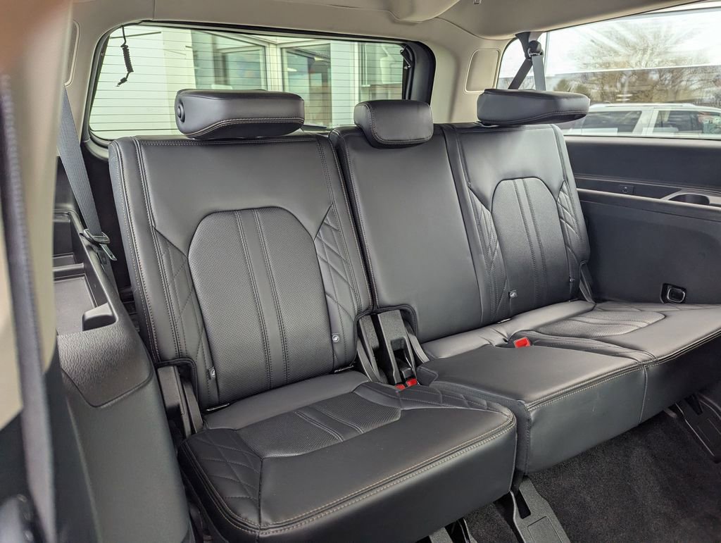 Used 2021 Ford Expedition Max Platinum image 33