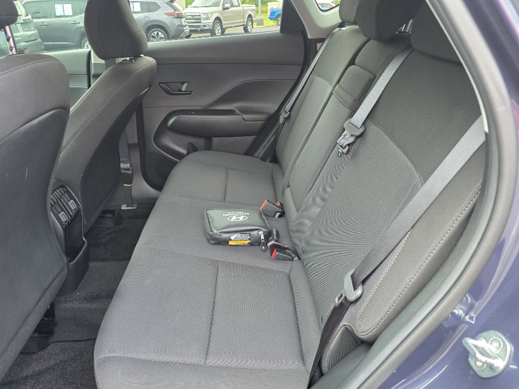 Used 2024 Hyundai Kona SEL image 14