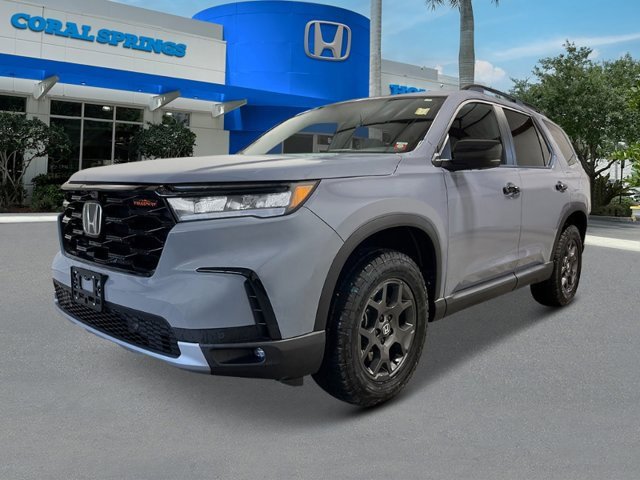 New 2025 Honda Pilot TrailSport