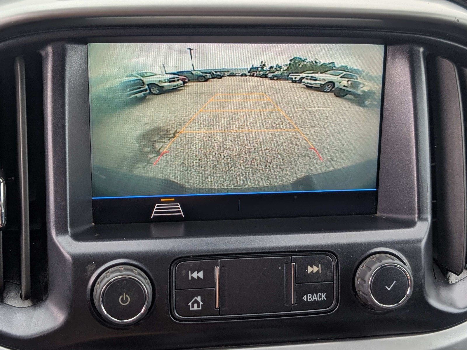 Used 2022 Chevrolet Colorado LT w/ Fleet Safety Package RWD image 28