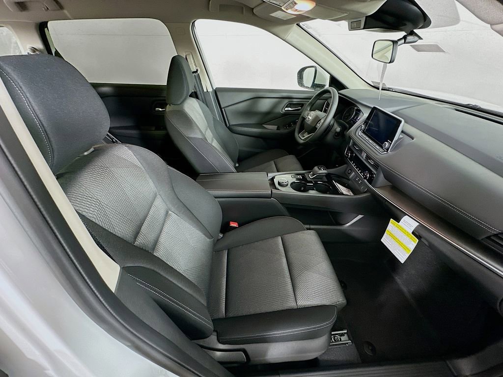 New 2026 Nissan Rogue SV image 34