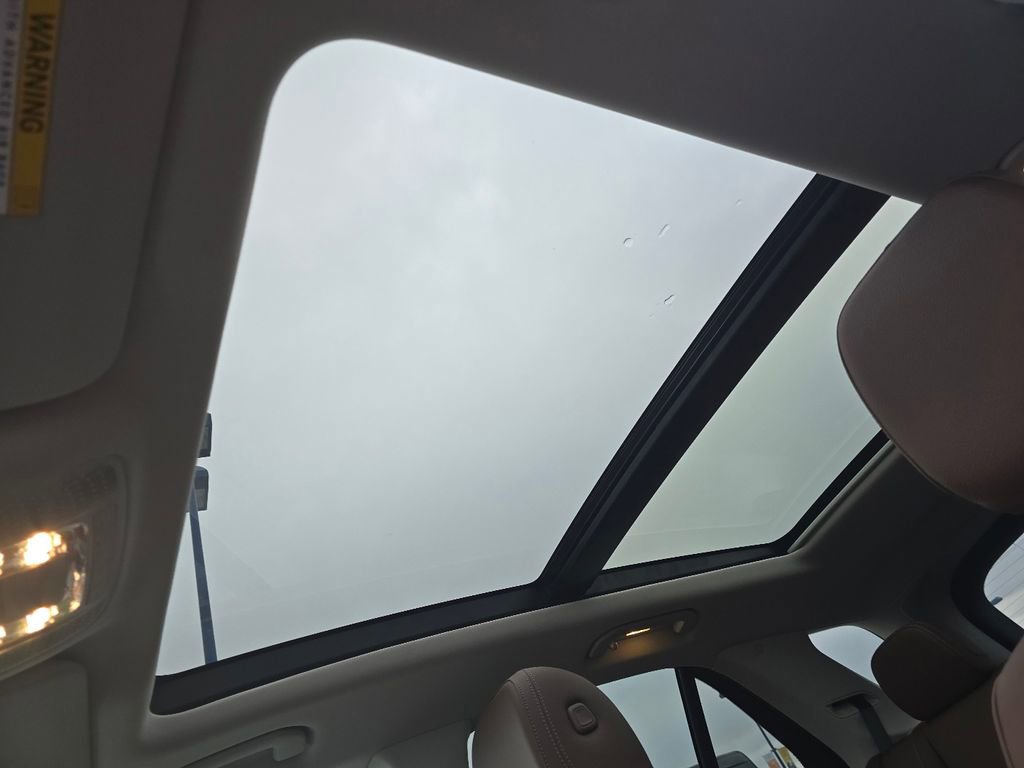 New 2025 Mercedes-Benz GLE 350 4MATIC image 3