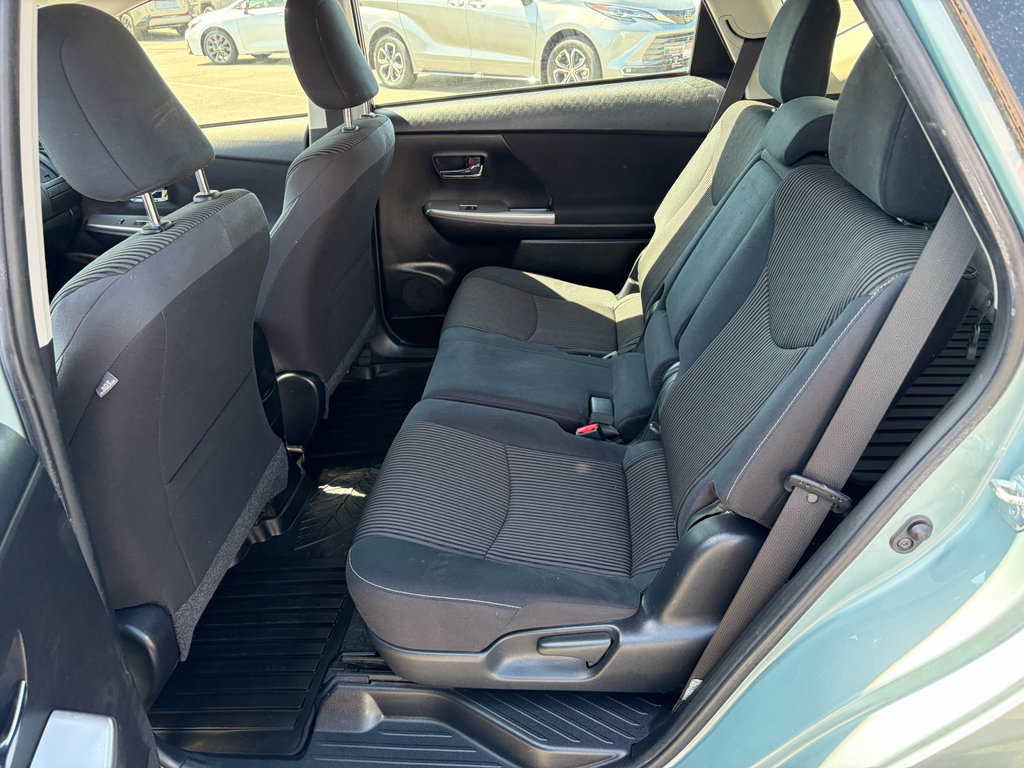 Used 2017 Toyota Prius V Three FWD image 4