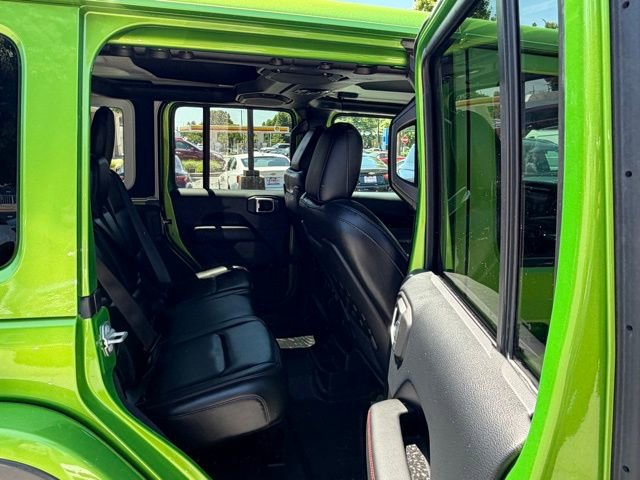 Used 2019 Jeep Wrangler Unlimited Rubicon w/ Dual Top Group AWD/4WD image 29