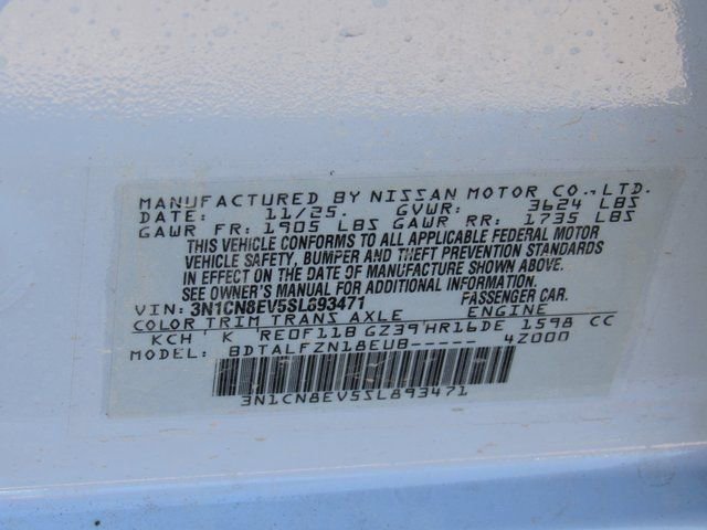 New 2025 Nissan Versa SV w/ Trunk Package FWD image 12