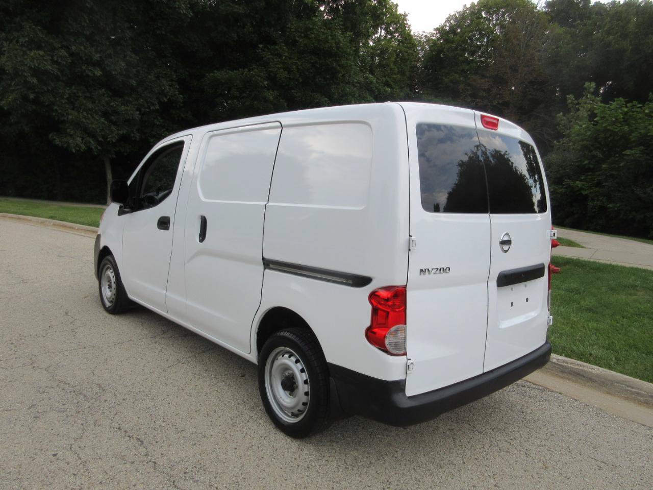 Used 2018 Nissan NV200 S w/ Cruise Control Package FWD image 28