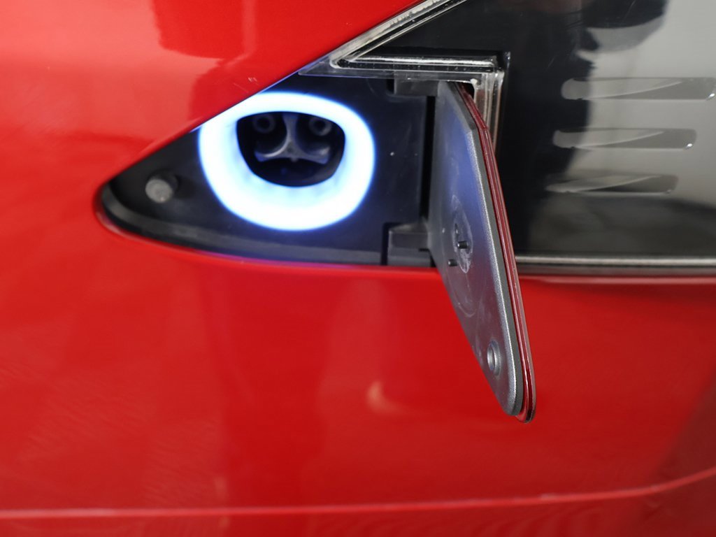 Used 2016 Tesla Model S 75D image 19