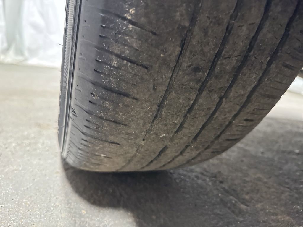 Used 2023 Nissan Rogue SV image 39