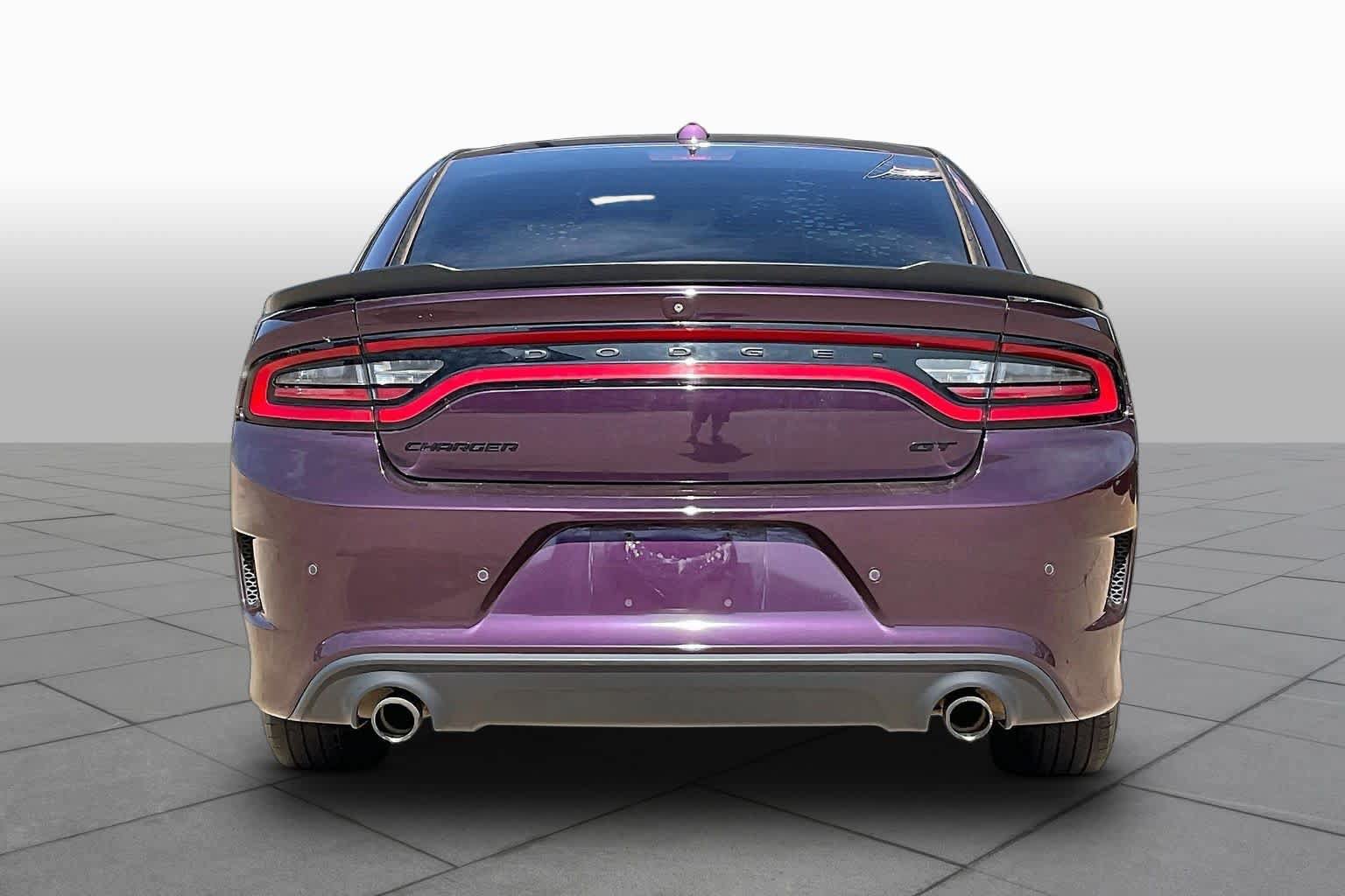 Used 2020 Dodge Charger GT w/ Blacktop Package RWD image 4