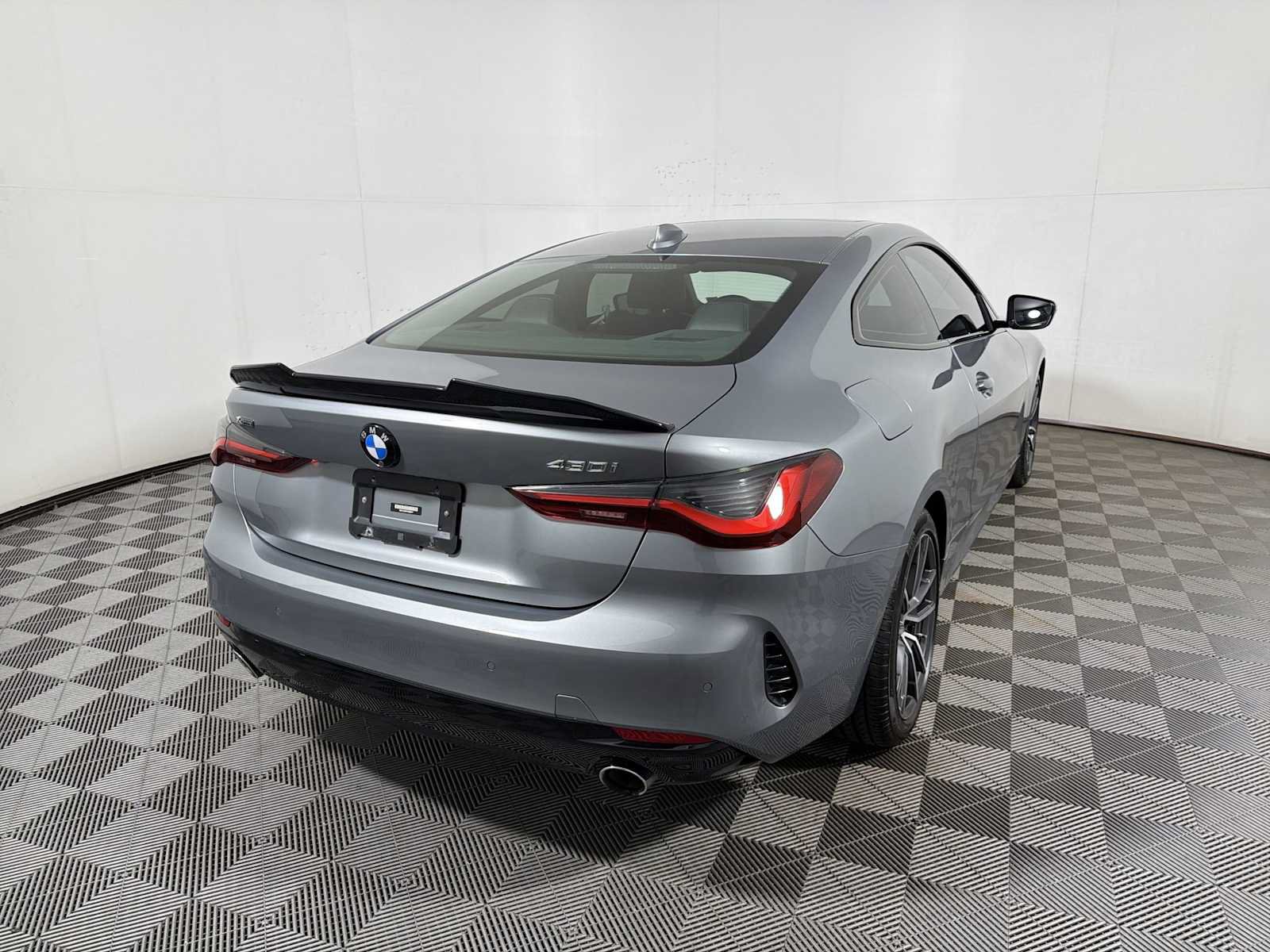 Used 2023 BMW 430i xDrive Coupe w/ Convenience Package AWD/4WD image 6