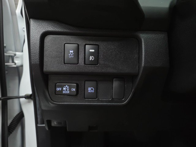 Used 2022 Toyota Tacoma SR AWD/4WD image 28