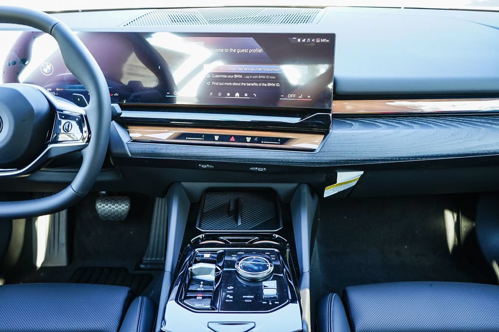 New 2027 BMW 530i w/ Convenience Package RWD image 13