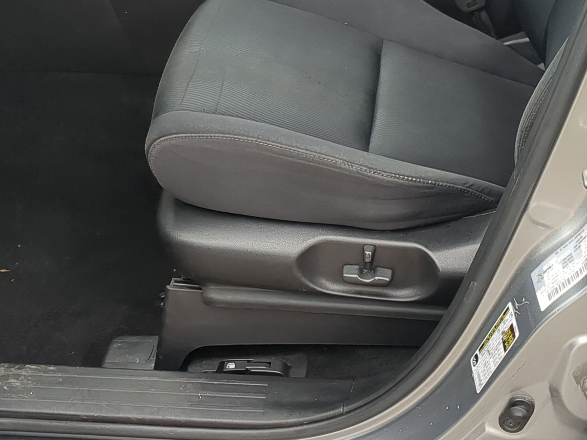 Used 2011 MAZDA CX-9 Sport image 12