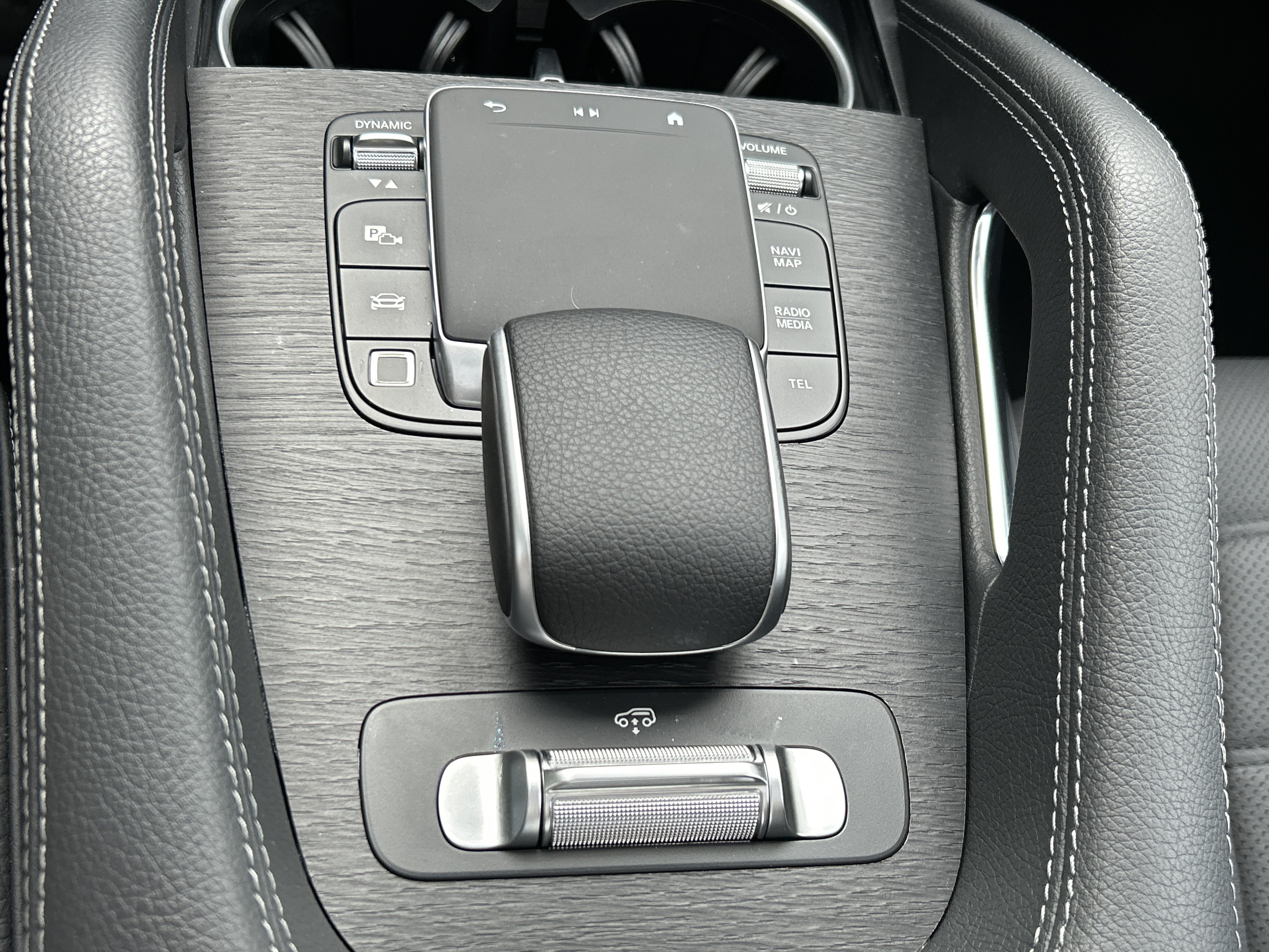 Certified 2026 Mercedes-Benz GLS 450 4MATIC image 37