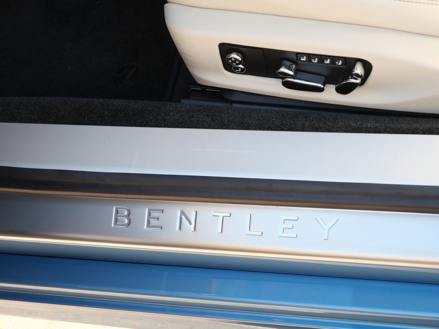 New 2026 Bentley Continental GTC AWD/4WD image 17