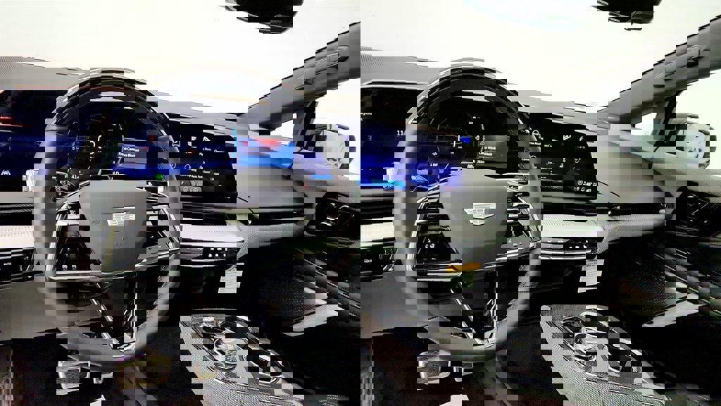 Used 2026 Cadillac Optiq Luxury 1 AWD/4WD image 12