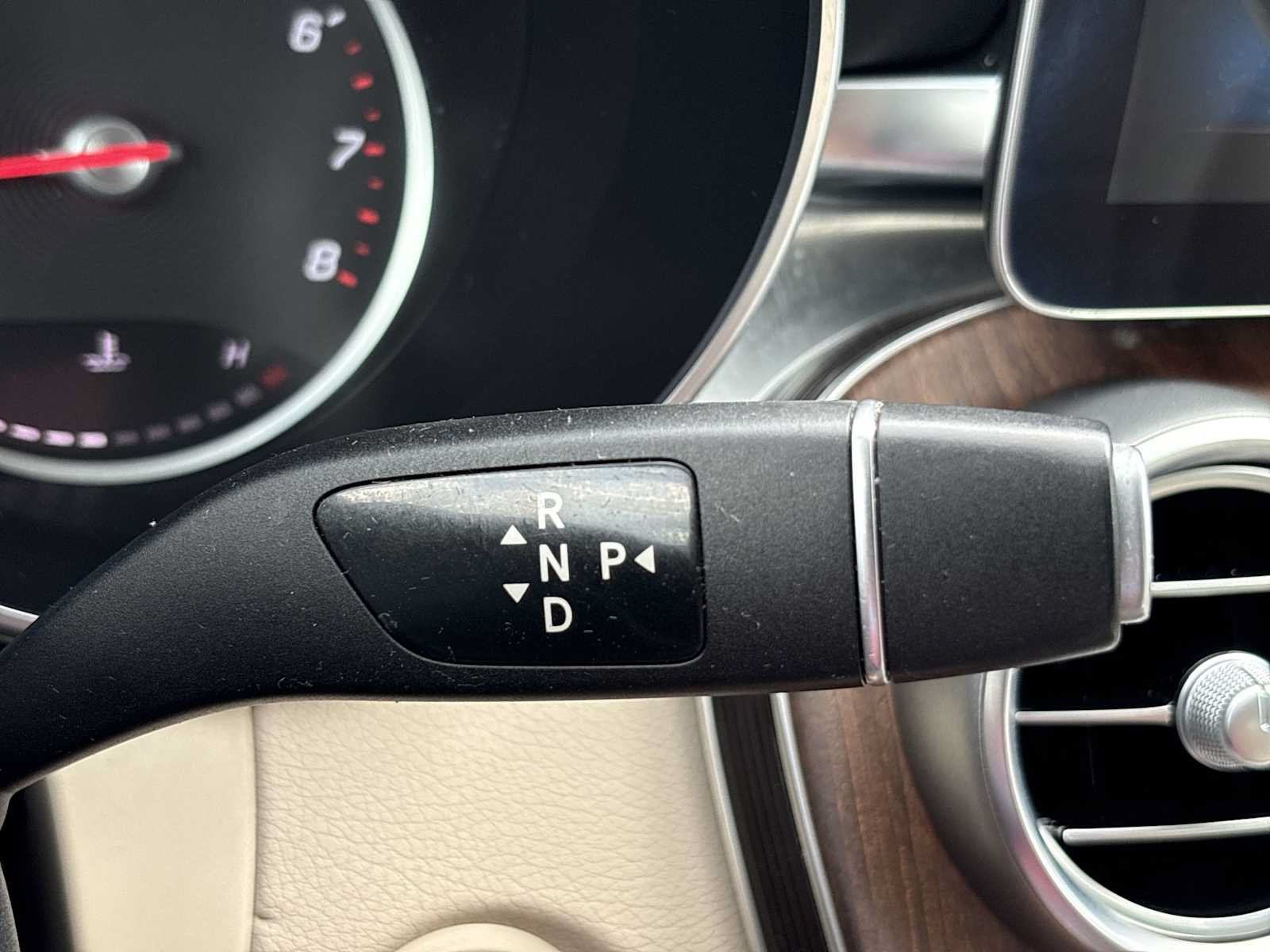 Used 2019 Mercedes-Benz C 300 4MATIC Sedan image 15
