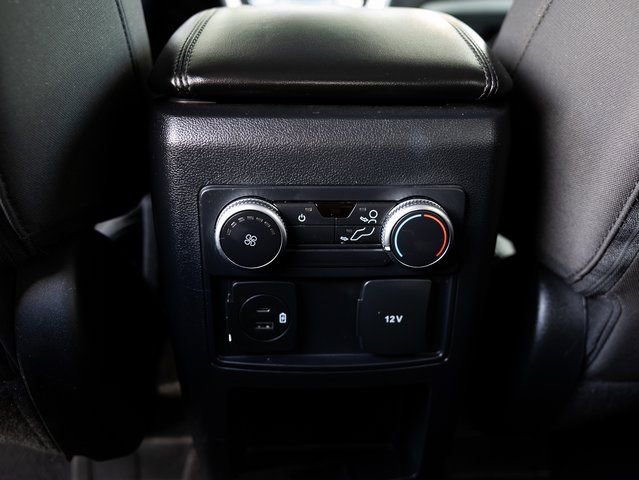 Used 2021 Ford Explorer XLT image 23