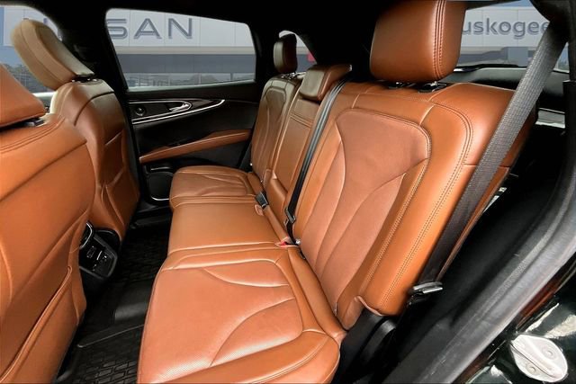 Used 2021 Lincoln Nautilus Reserve w/ Class II Trailer Tow Package image 19