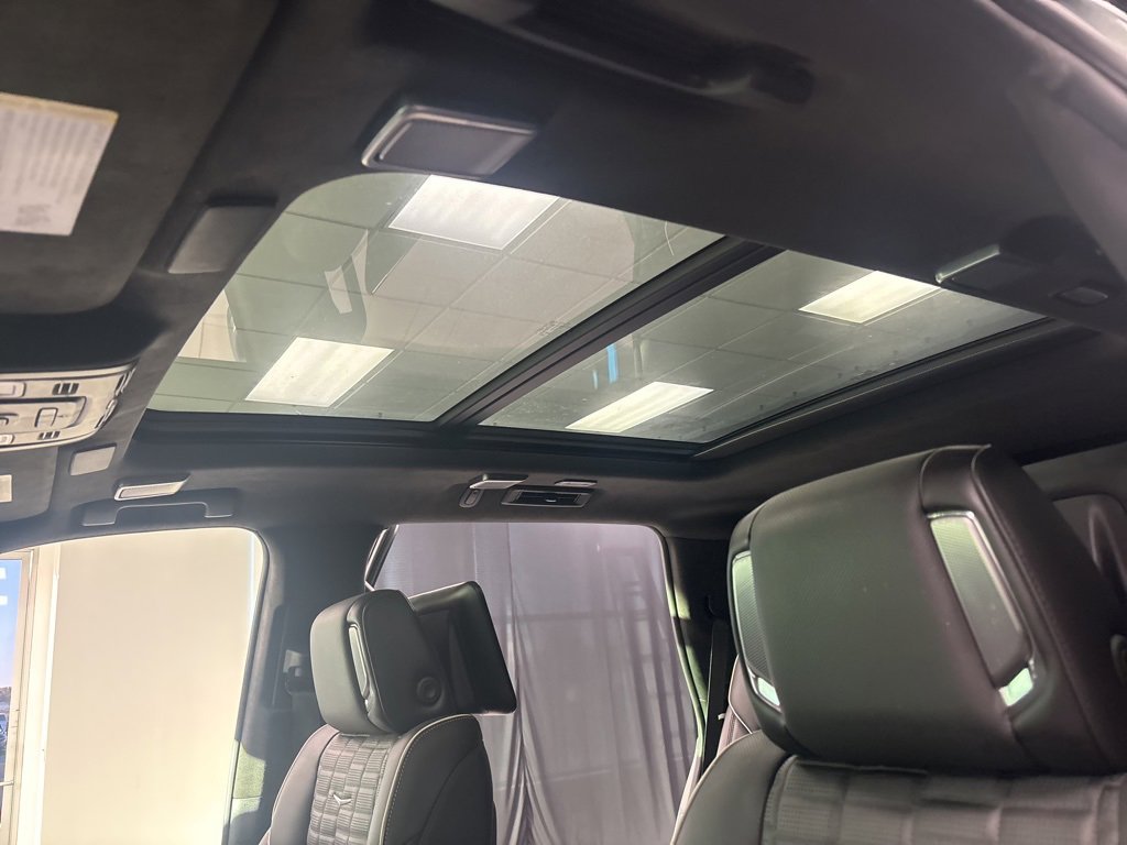 Used 2024 Cadillac Escalade Sport Platinum image 35