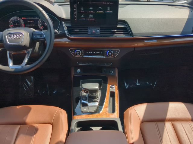 Used 2023 Audi Q5 2.0T Premium Plus w/ Premium Plus Package AWD/4WD image 15