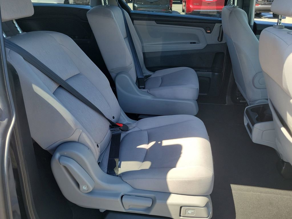 Used 2018 Honda Odyssey LX image 17
