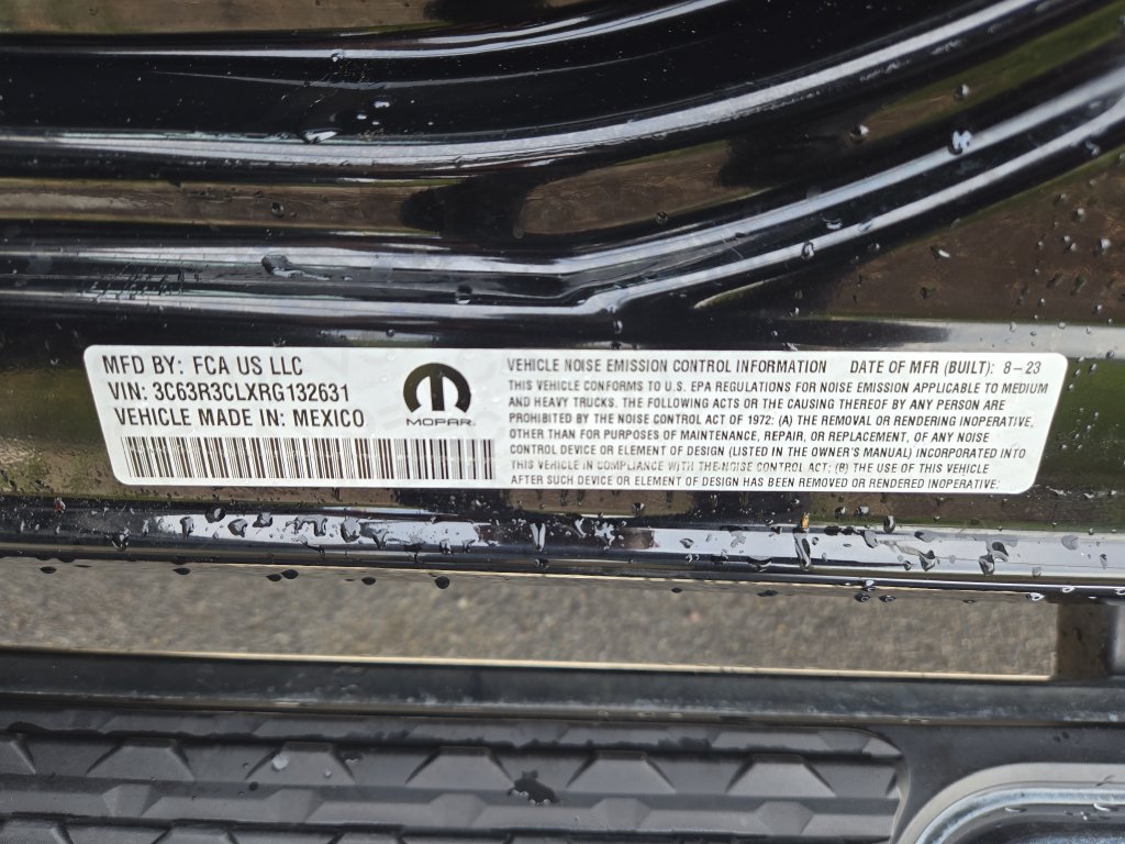 Used 2024 RAM 3500 Tradesman w/ Chrome Appearance Group AWD/4WD image 29