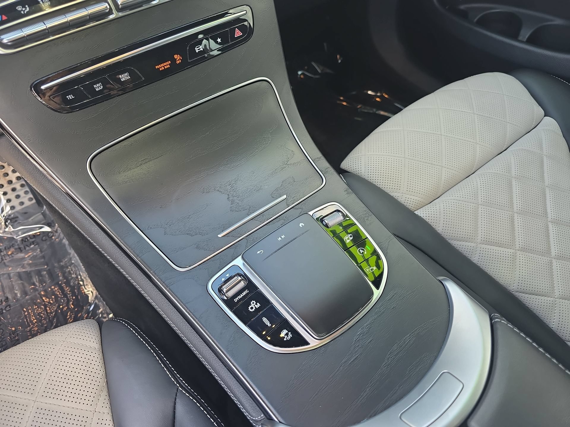 Used 2020 Mercedes-Benz GLC 43 AMG 4MATIC image 25