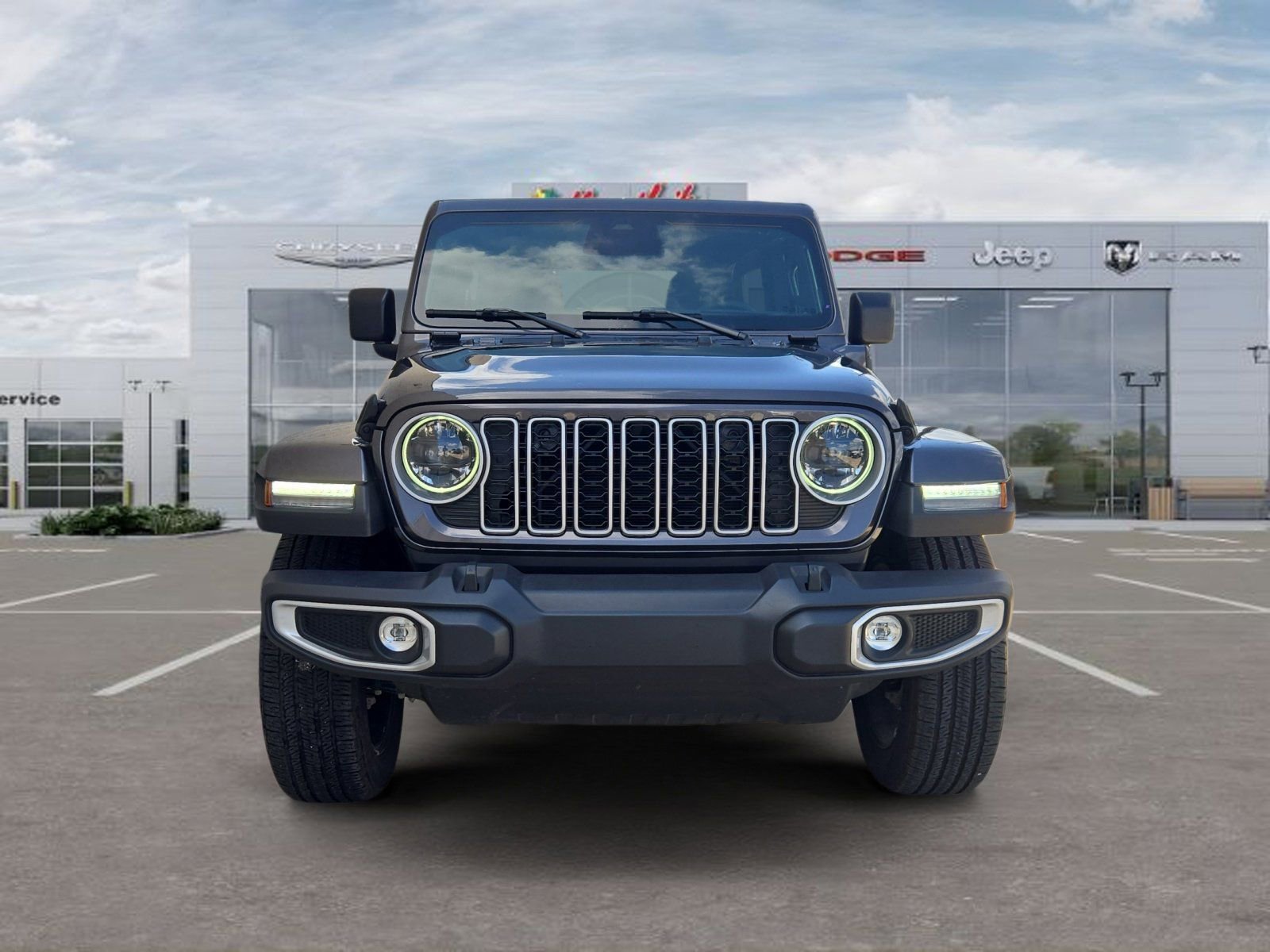 Used 2025 Jeep Wrangler Unlimited Sahara w/ Safety Group AWD/4WD image 8