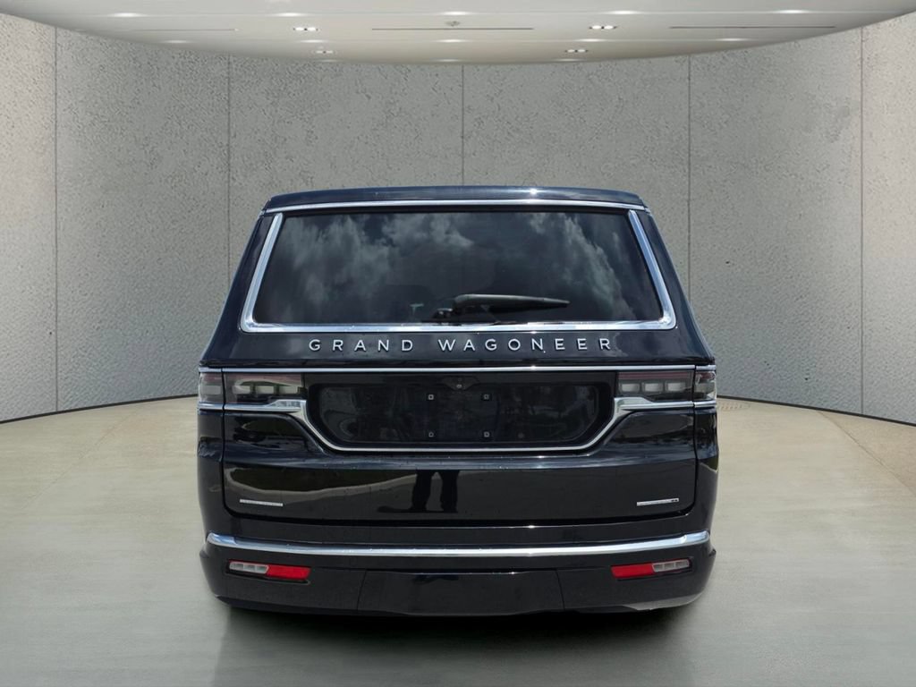Used 2022 Jeep Grand Wagoneer Series II AWD/4WD image 6