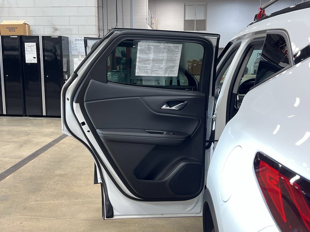 Used 2024 Chevrolet Blazer LT w/ Sound & Technology Package image 35