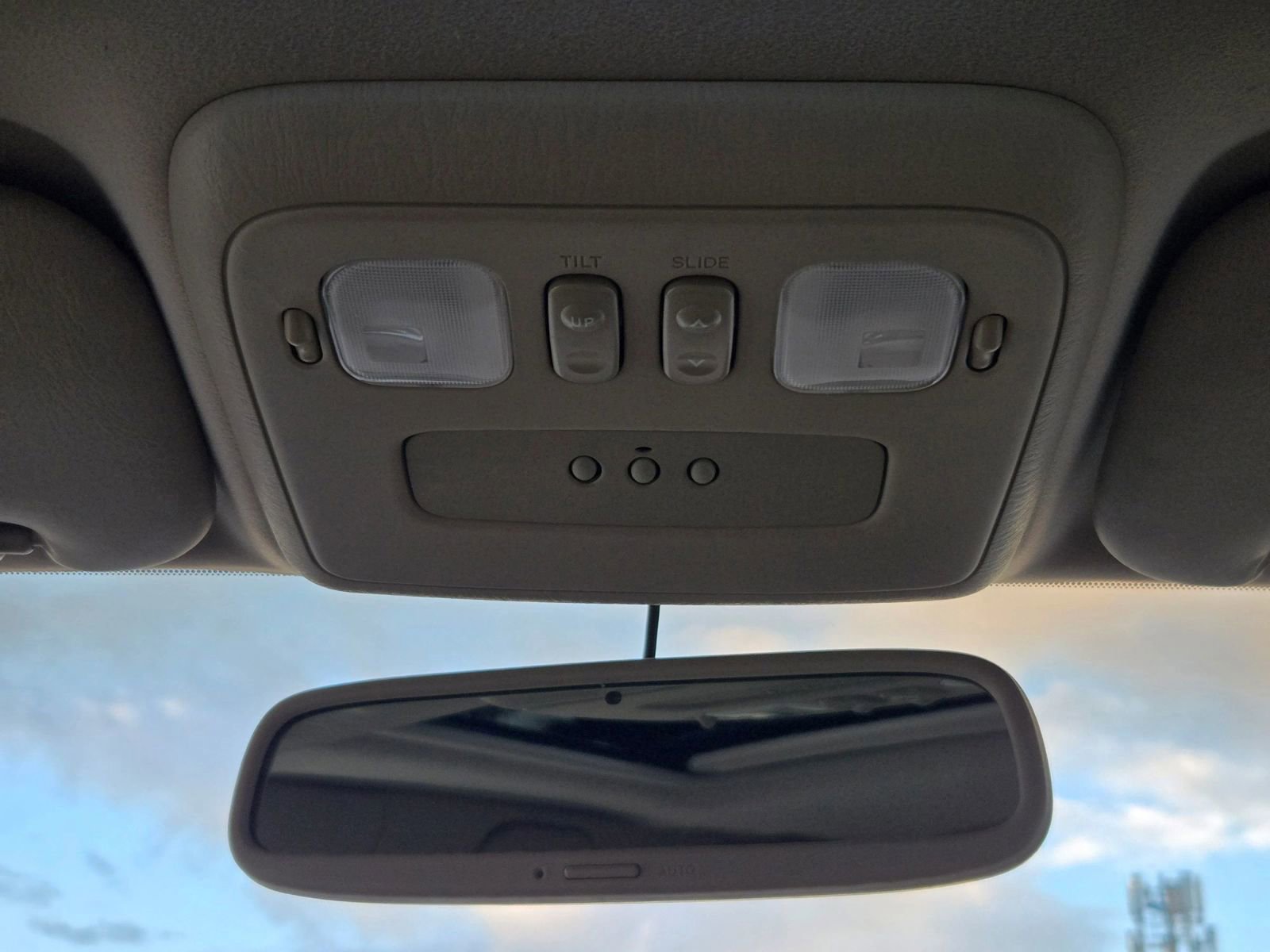 Used 1999 Lexus LX 470 4WD image 33