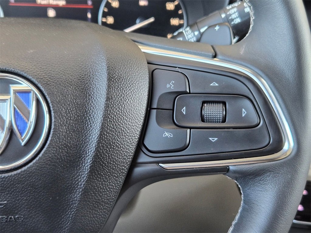 Used 2023 Buick Envision Preferred image 22