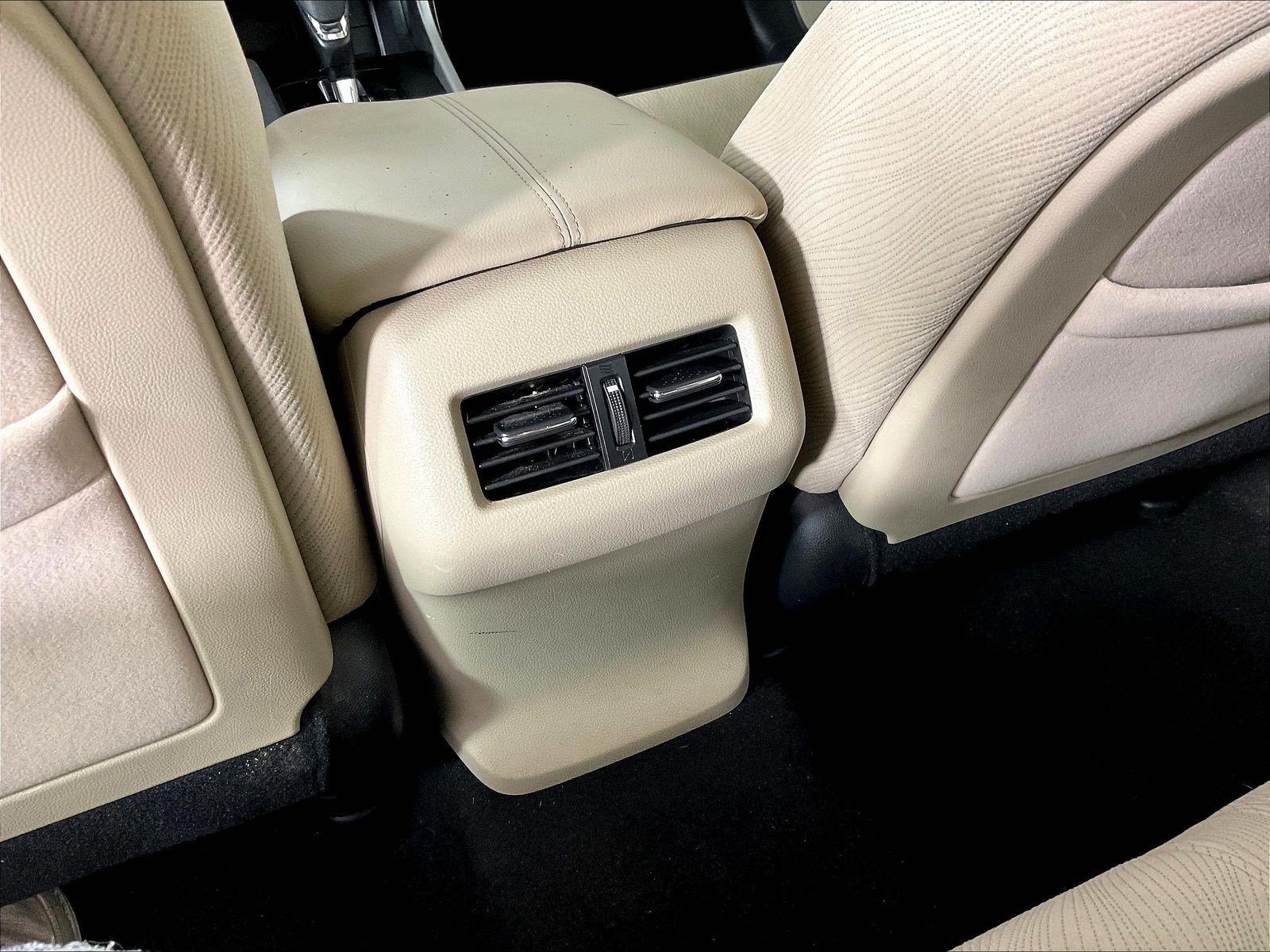 Used 2013 Honda Accord EX image 10