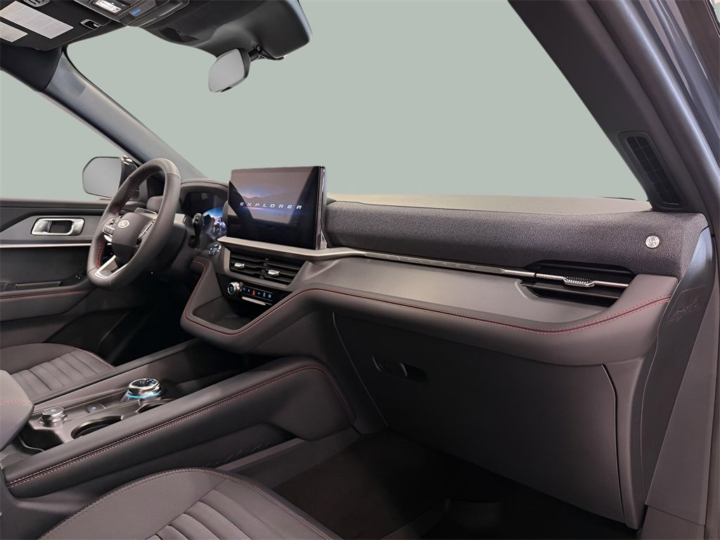 New 2026 Ford Explorer ST-Line image 28