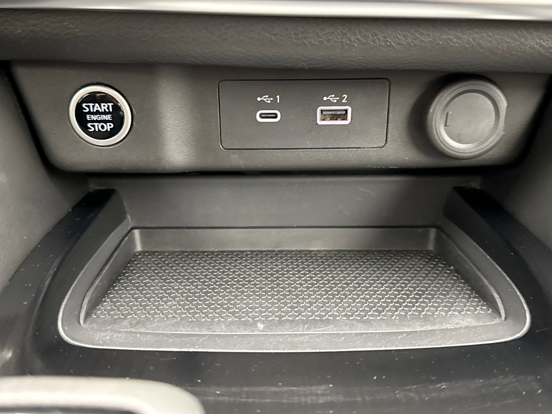 Used 2023 Nissan Rogue SL w/ SL Premium Package image 17