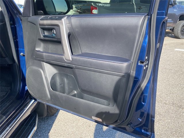 Used 2023 Toyota 4Runner Limited w/ Convenience Package (TMS) image 10