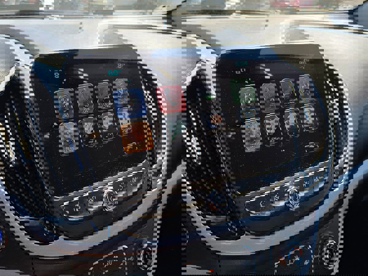 Used 2016 Chevrolet Volt LT image 25