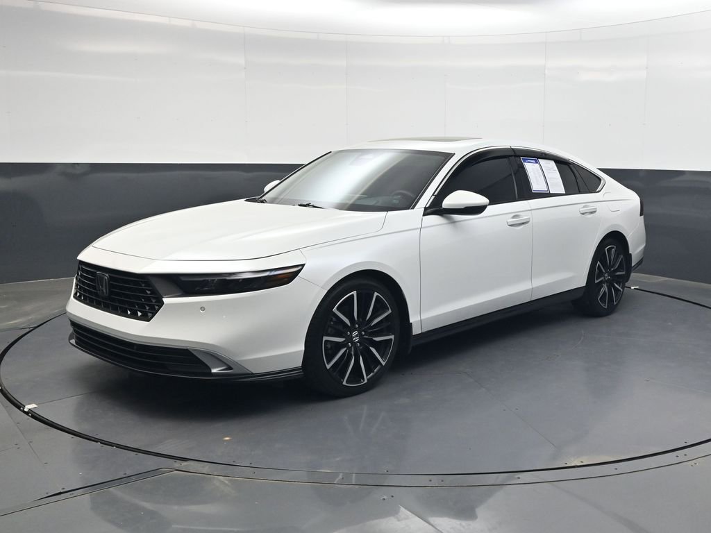 Used 2023 Honda Accord Touring image 8