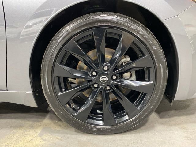 Certified 2023 Nissan Maxima SR w/ Sport Mat Group FWD image 31