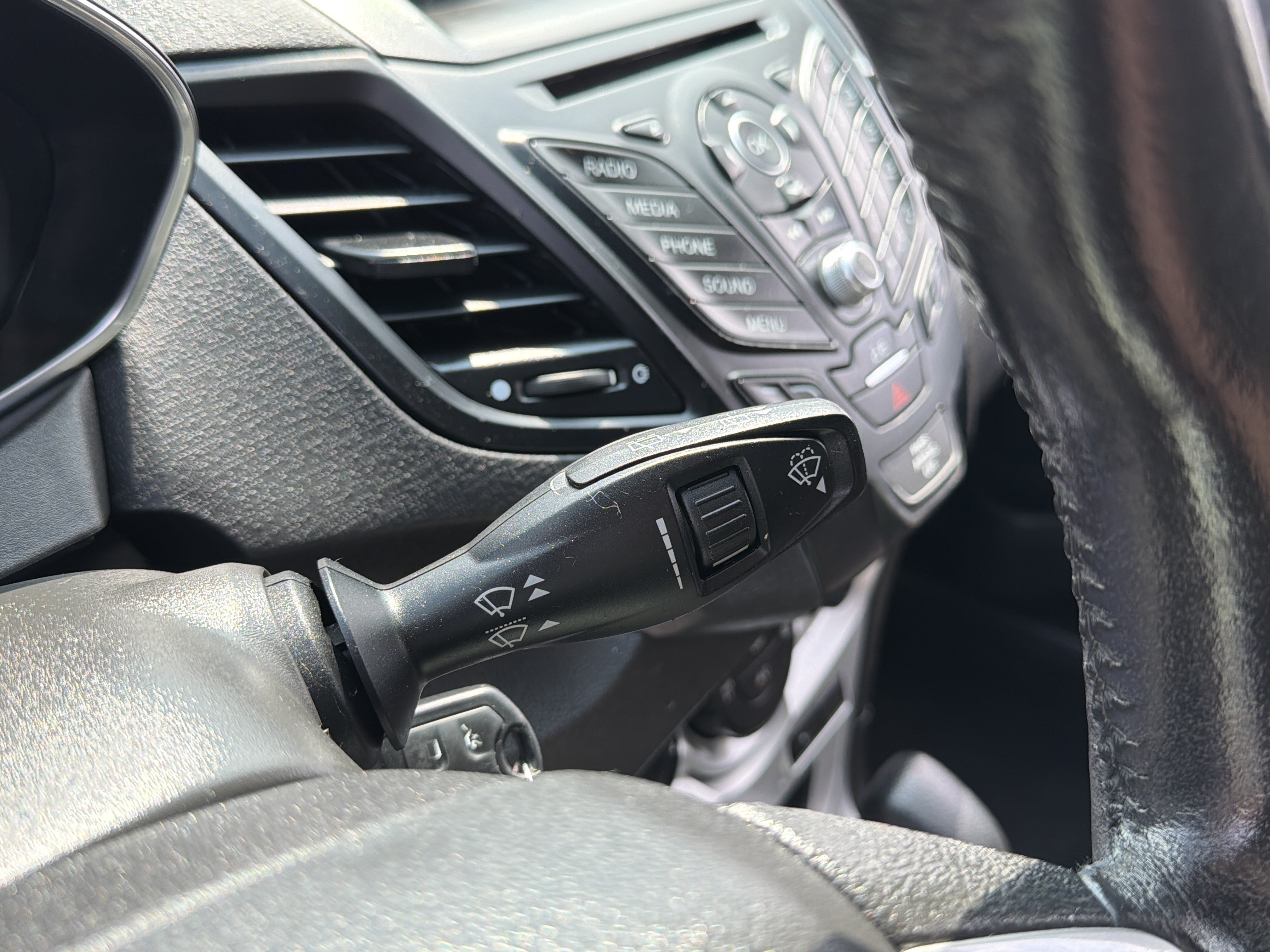 Used 2016 Ford Fiesta SE FWD image 17
